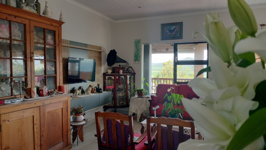 3 Bedroom Property for Sale in Fraaiuitsig Western Cape